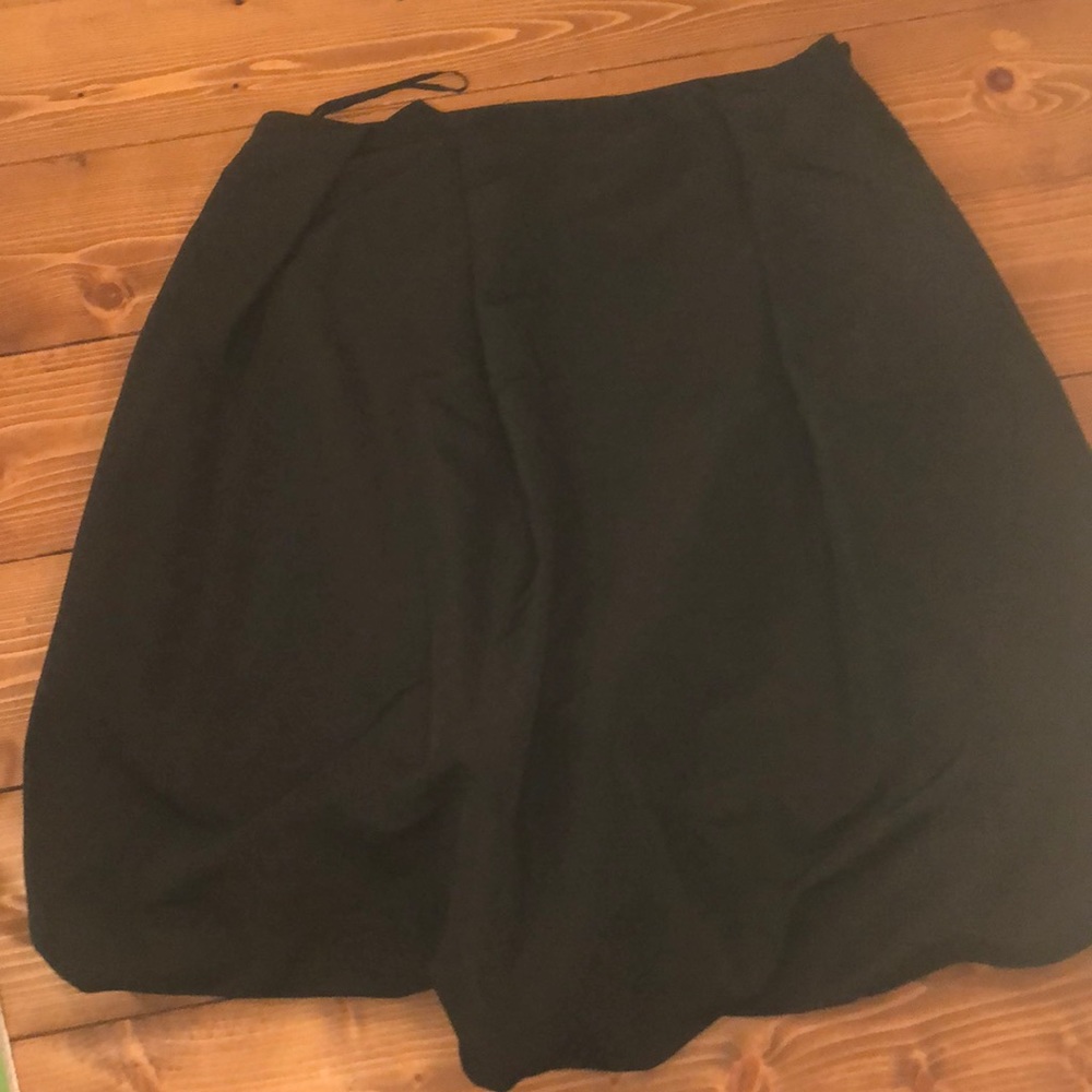 black-cos-skirt-gem